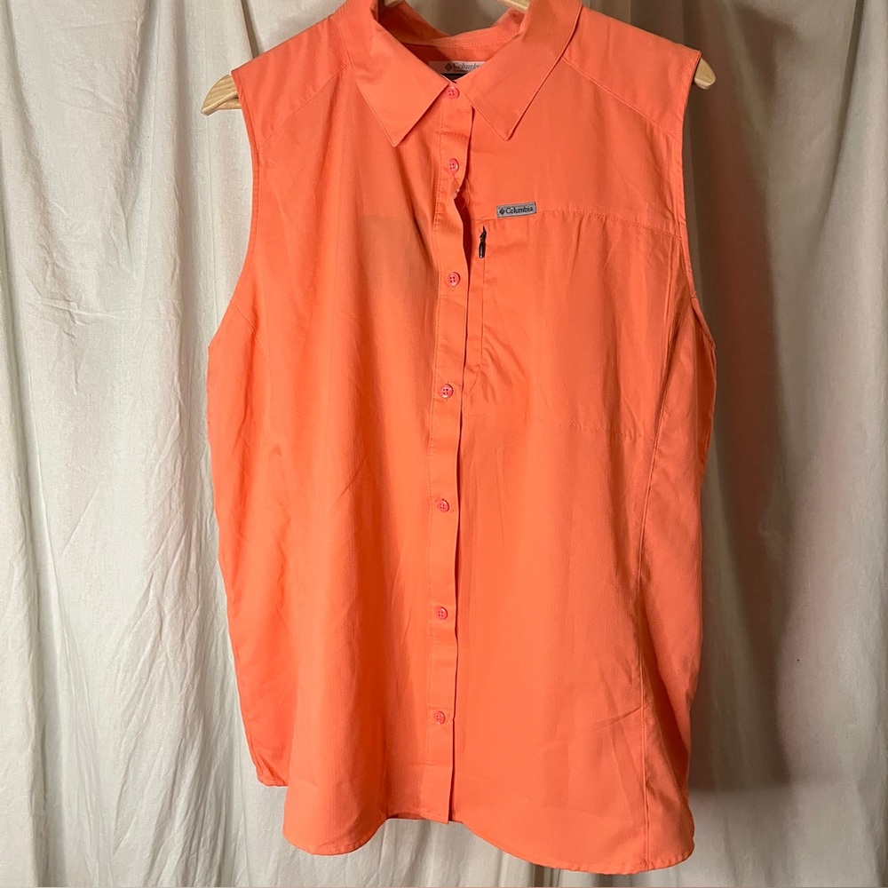 Columbia Men's Orange Sleeveless Button Down Shirt